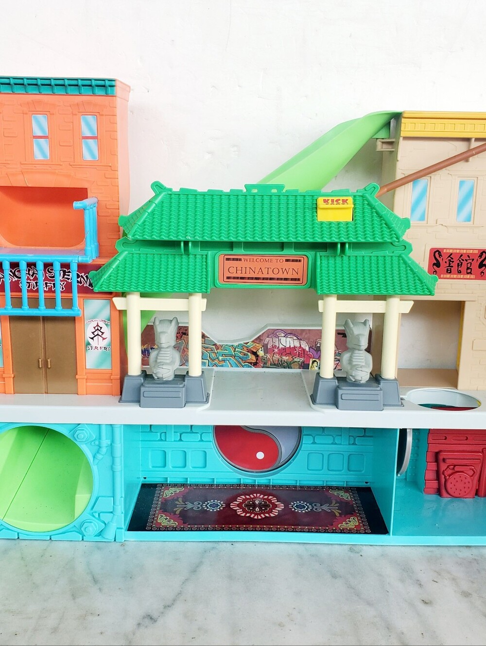 2014 Teenage Mutant Ninja Turtles TMNT Chinatown Lair Playset Playmates WORKING